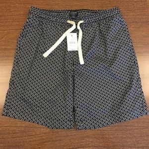 J. Crew NWT women’s blue and white pattern shorts XS